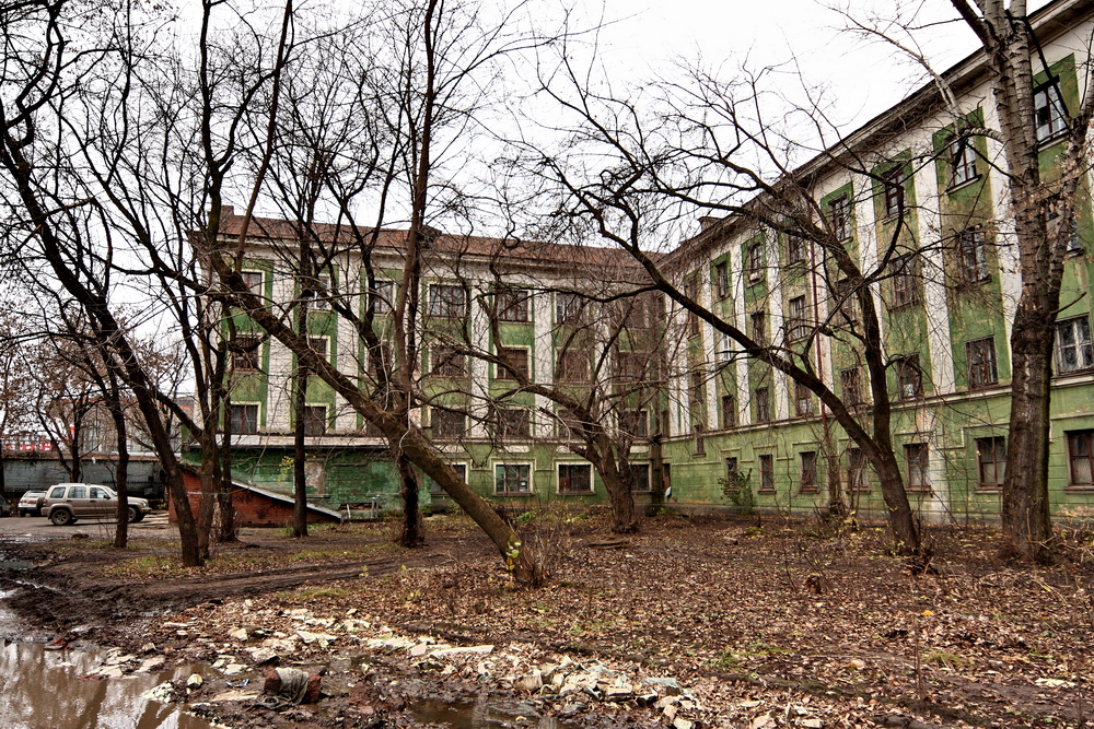 Колледж славянова. Уральская 110 Пермь. Пермь улица Уральская 110. Пермский политехнический колледж общежитие. Общежитие техникума имени Славянова Пермь.