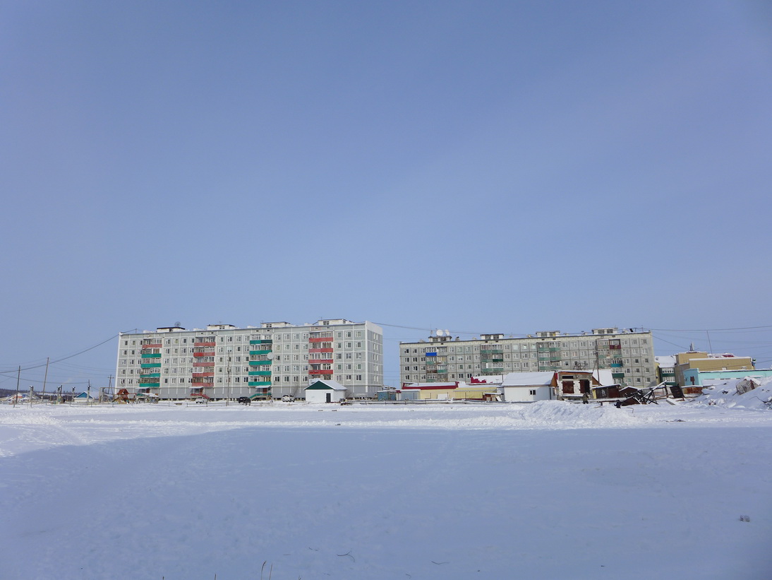 Покровск якутия. Покровск Саха. Г Покровск Республика Саха Якутия. Братья Ксенофонтовы Покровск Якутия. Покровск город Россия.