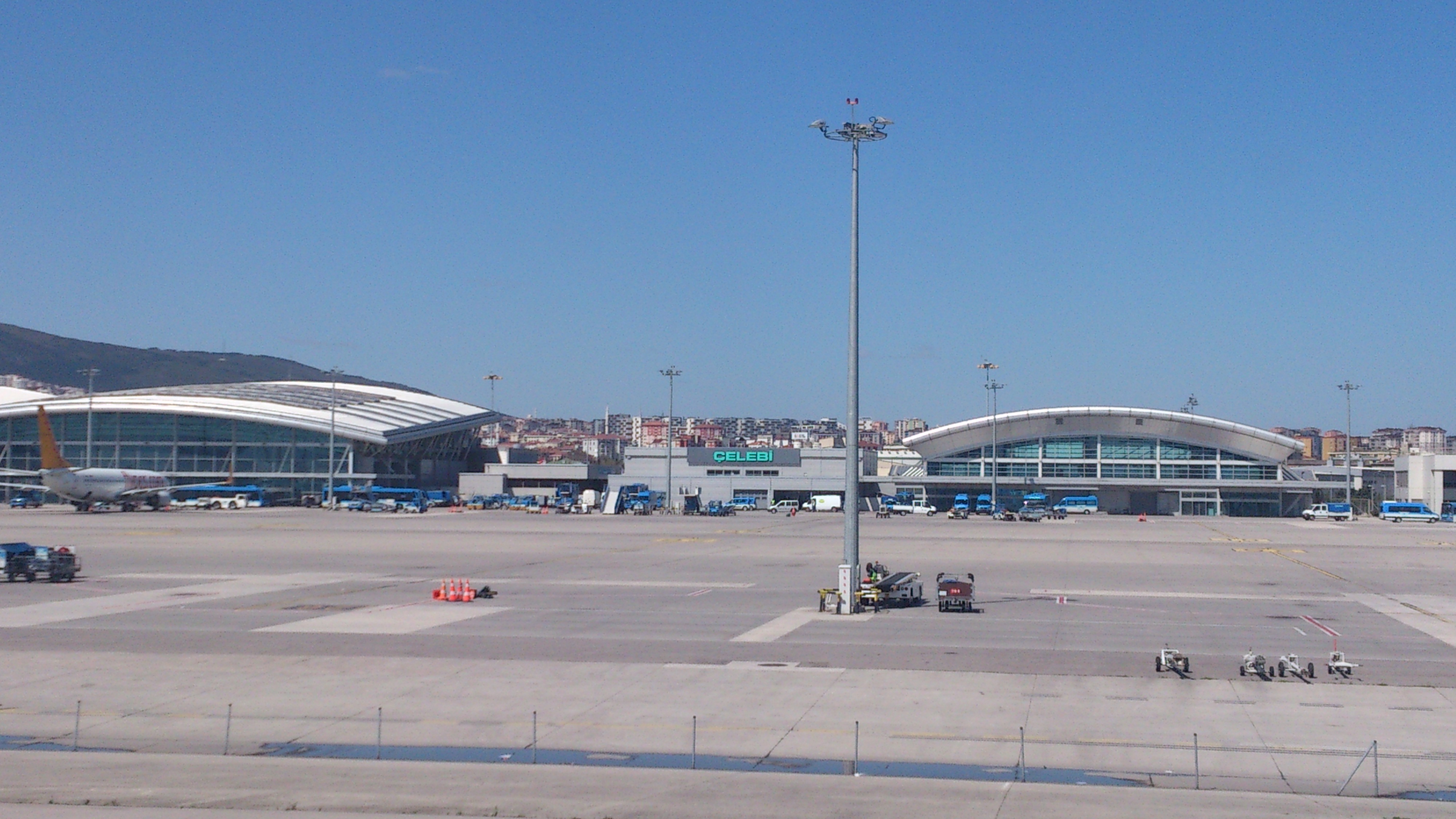Hatlar Eski İç Hatlar Terminali - İstanbul Büyükşehir Belediyesi