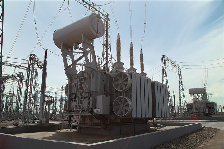 автотрансформатор 220/110/10