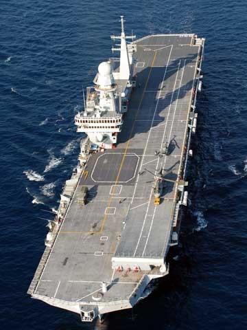 Aircraft carrier Cavour (550)