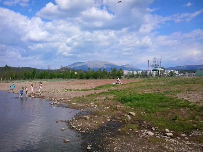 Город межгорье республики башкортостан. Река Инзер Межгорье. Зато Межгорье Башкортостан. Пляж Межгорье Башкортостан. Кузъелга Белорецкий район.