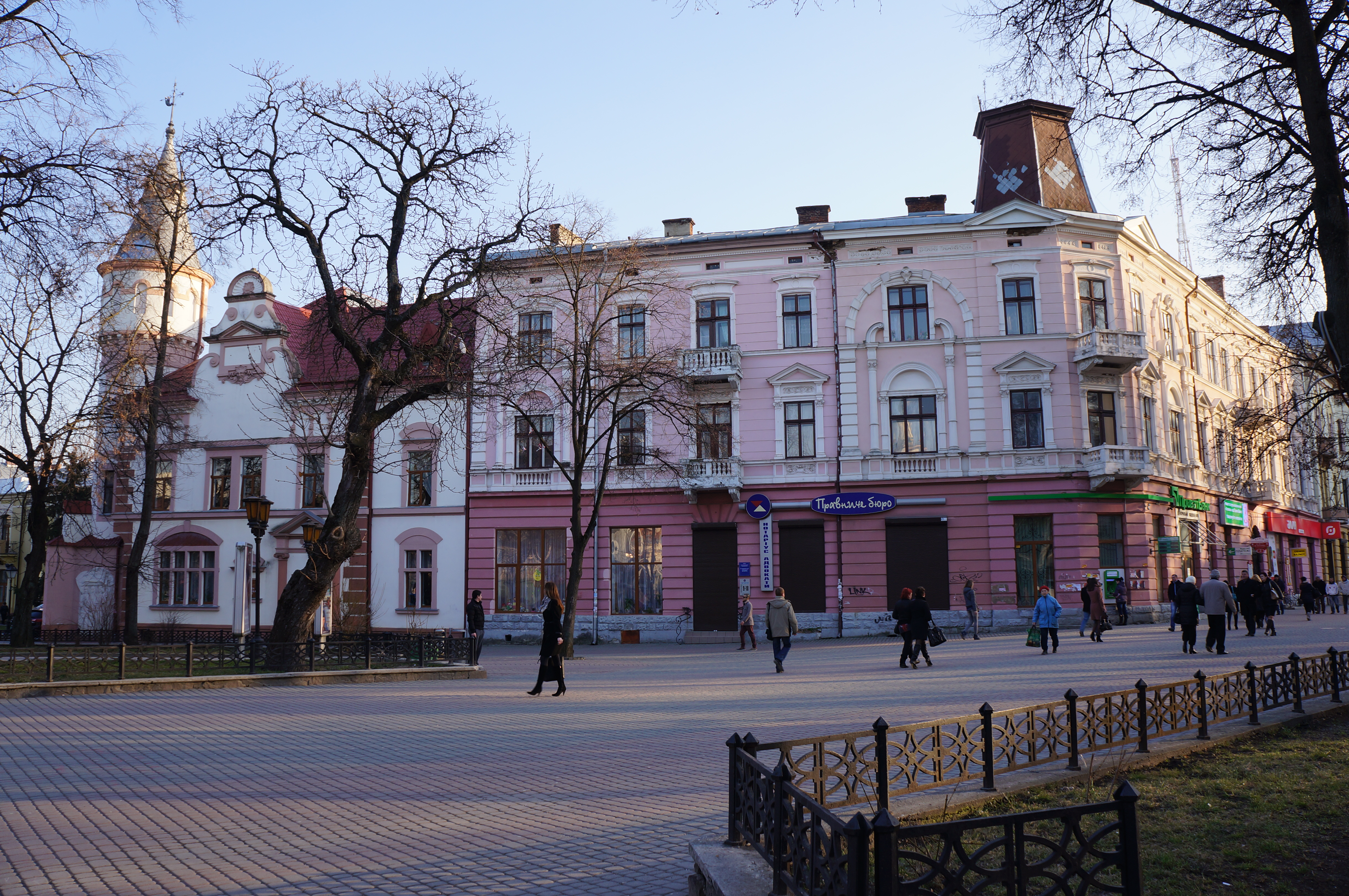 Ивано. Ивано-Франковск. Ивано-Франковск Надольская. Ивано-Франковск польская школа. Ивано Франковск Киселевская 47.