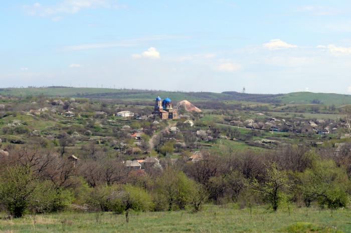 Лозно александровка. Малоивановка Луганская область. Село Михайловка Луганская область. Малоивановка Перевальский район Луганская. Село Михайловка Перевальского района.