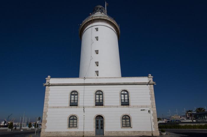 Puerto de Málaga lighthouse - Málaga