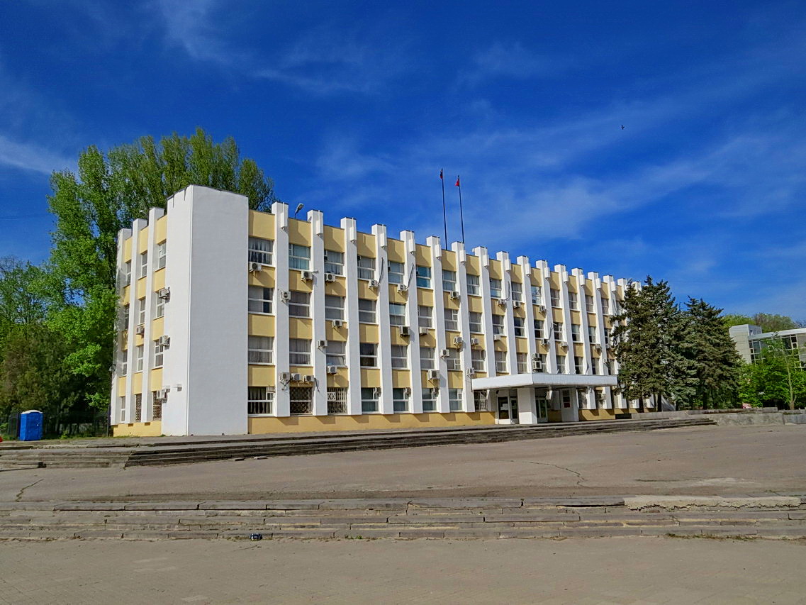 Советский р. Администрация советского района города орла. Администрация советского района Ростова-на-Дону. Администрация советского района Нижнего Новгорода. Советский район Ростов на Дону.