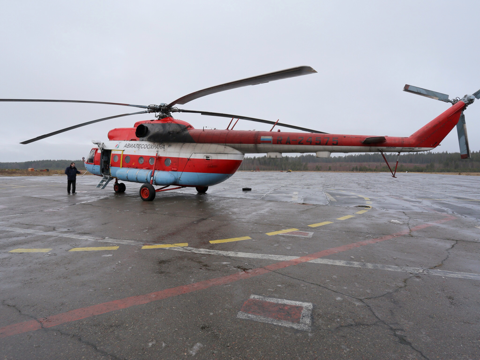 Mil Mi-8T - Petrozavodsk