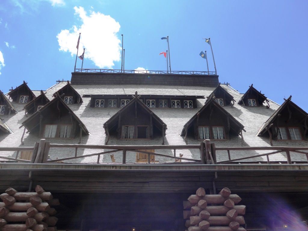Old faithful inn