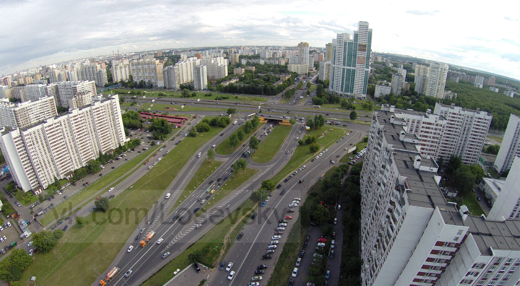 Г москва рублевское шоссе. Кунцево Рублевское шоссе. Рублевское шоссе район Москвы. Эстакада Рублевское шоссе Ярцевская. Кунцево рублёвское шоссе дворы.