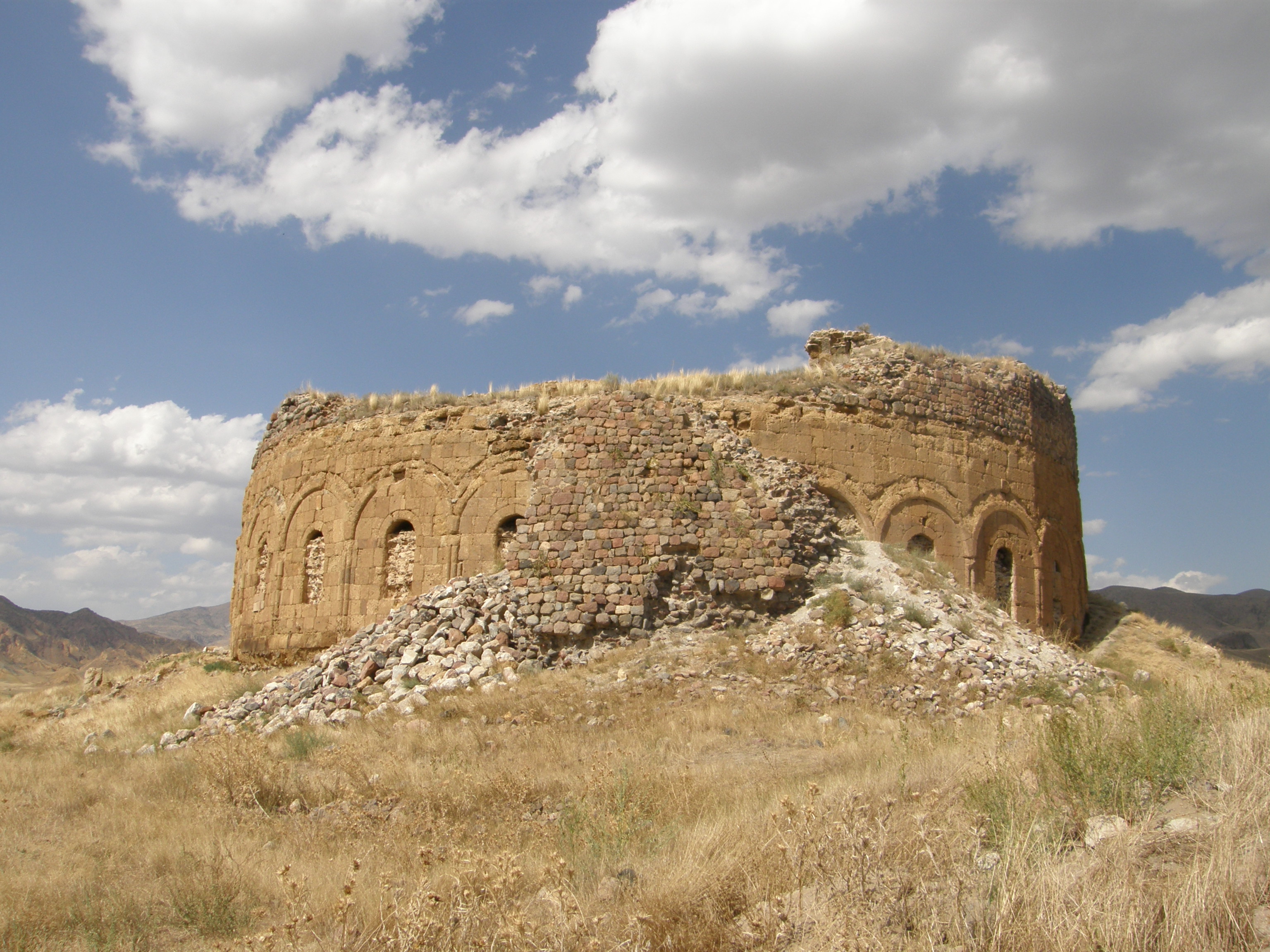 Bana Cathedral