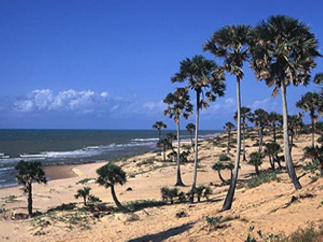 Pantai Slopeng Ambunten Sumenep Bahasa Indonesia