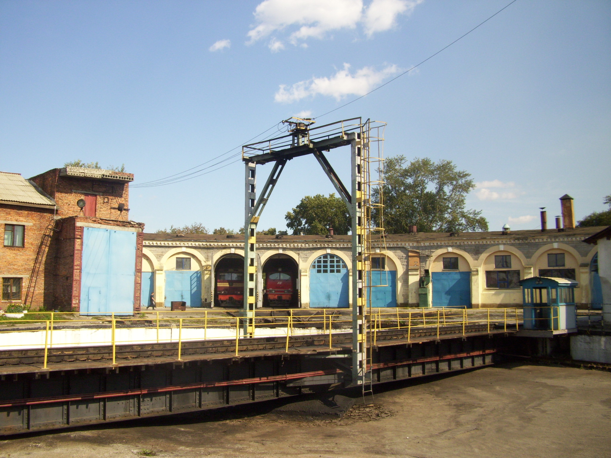 Depon tyumen. Depon tyumen. Локомотивное депо войновка тюмень. Паровозное депо тюмень. Depon tyumen.