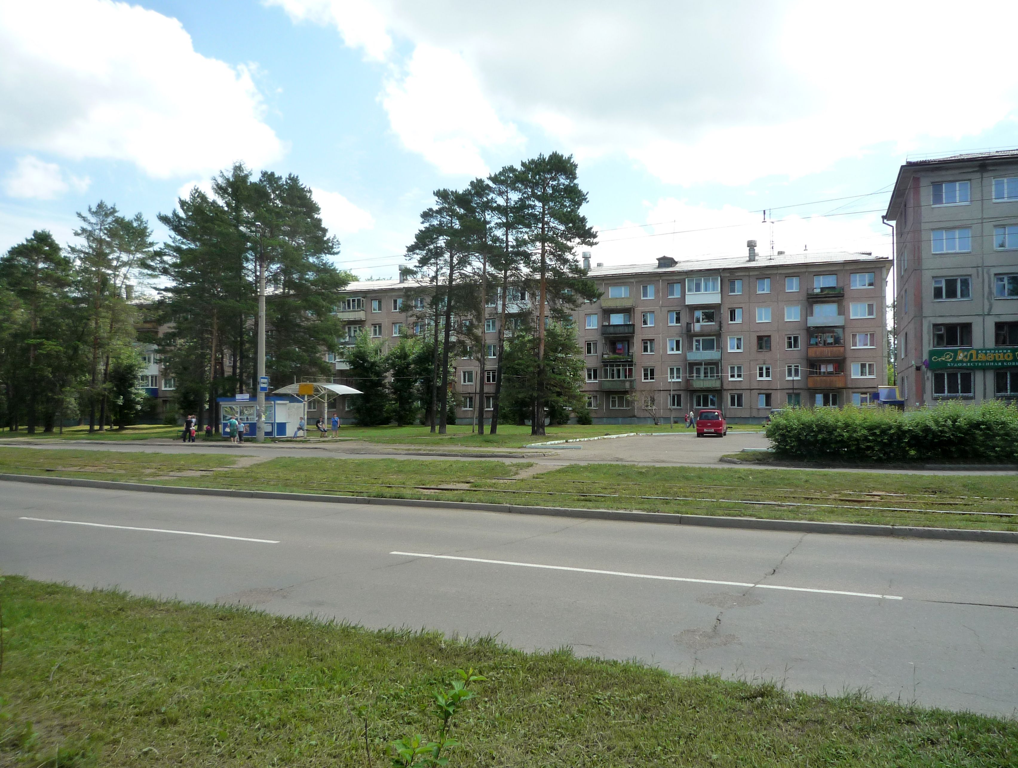 Поселок ангарский. 6 Микрорайон Ангарск. Ангарск 6 микрорайон 2/2а. Ангарск 6 микрорайон дом 2/2а. Ангарск 12 микрорайон дом 6.