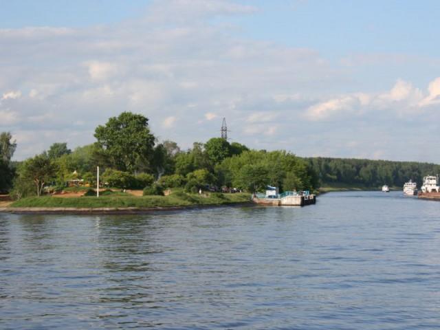 Новосельцево. Клязьминское водохранилище Новосельцево. Пляж в Новосельцево Дмитровское шоссе. Причал Новосельцево. Клязьминское водохранилище Пристань горки.