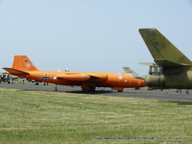 English Electric Canberra B Mk 2 - Berlin