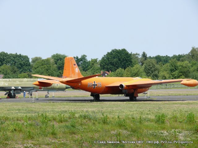 English Electric Canberra B Mk 2 - Berlin