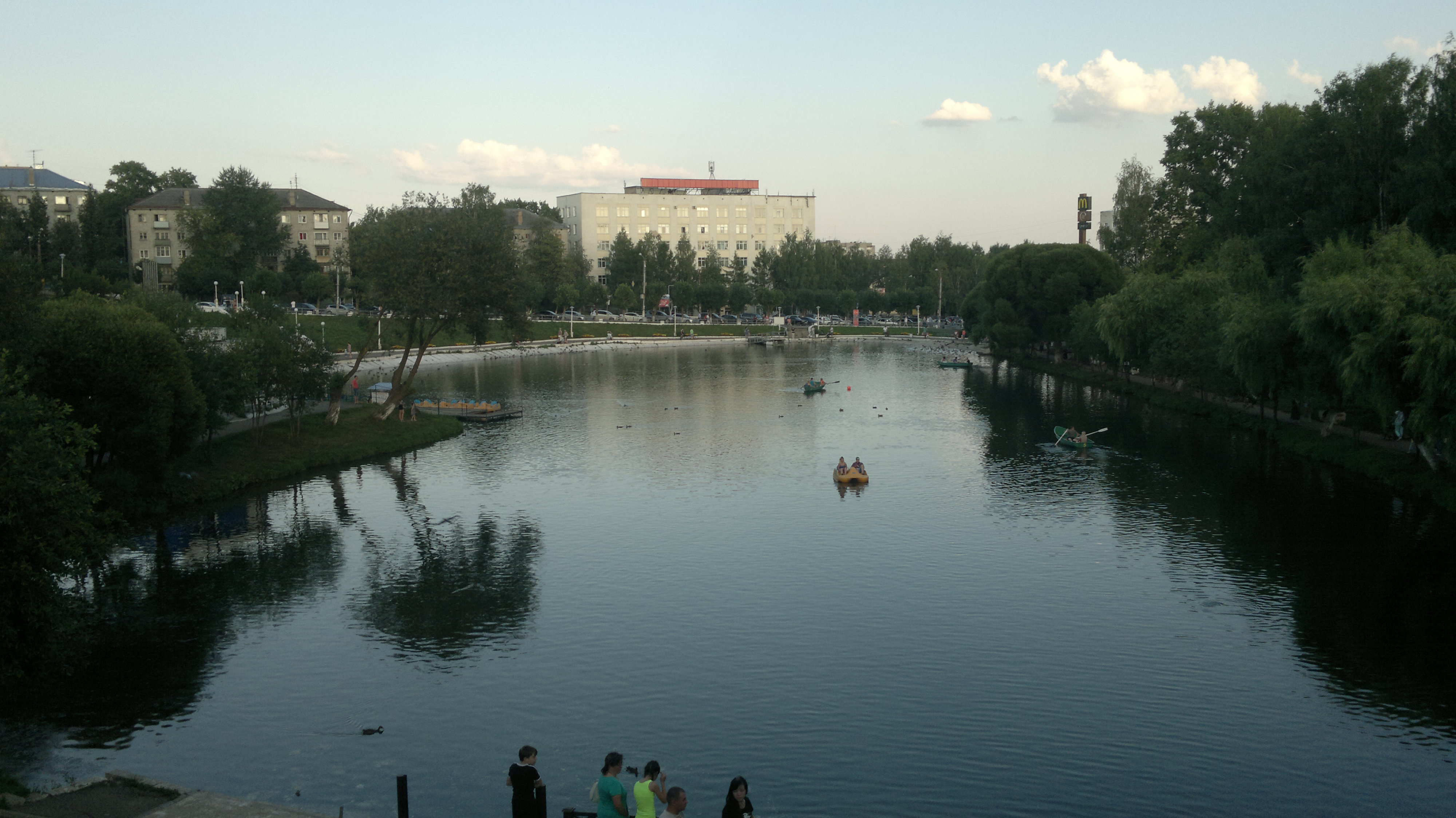 парк им. киров озерки пруд. репинские пруды. пруды города кирова. каскад прудов киров.