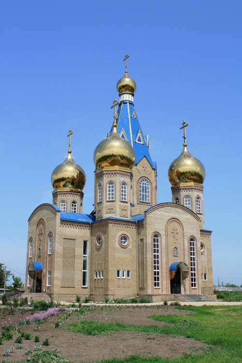 Погода в белоглинском районе краснодарского края. Храм в белой глине Краснодарского края. Станица белая глина Краснодарский край. Краснодарский край Белоглинский район село белая глина. Село белая глина храм.