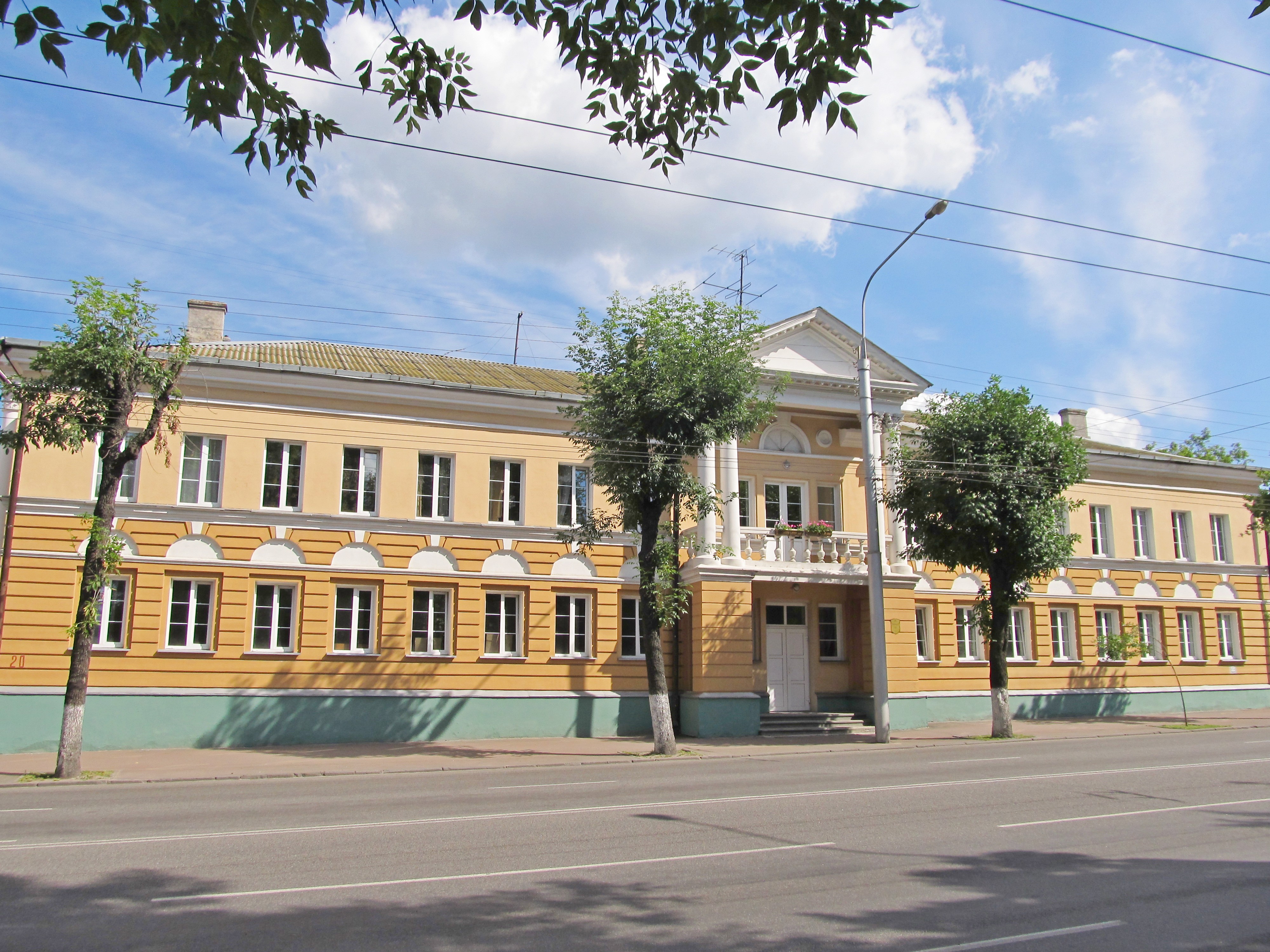 Дорожно гомель. Дорожно строительный колледж. ГГДСК. Гомель ГГПТКЭ общежитие. Гомель ДТСК.