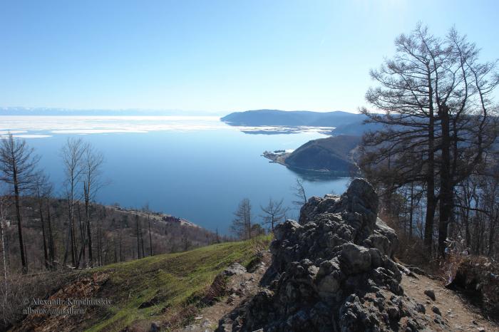 Байкал смотровая площадка камень Черского