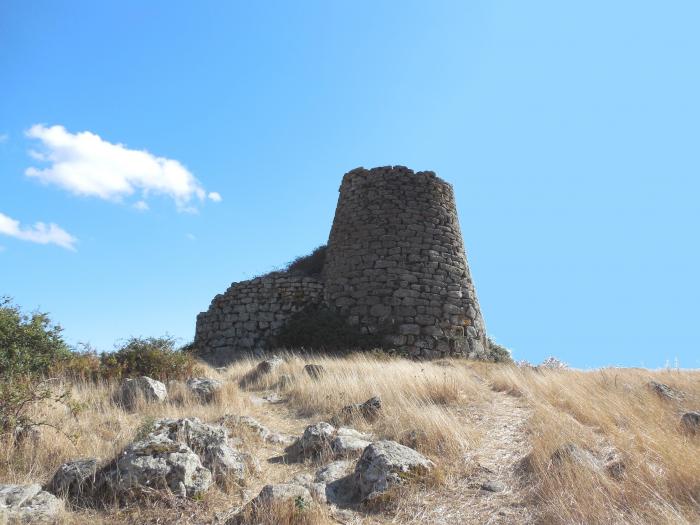 Nuraghe Orolo (English)