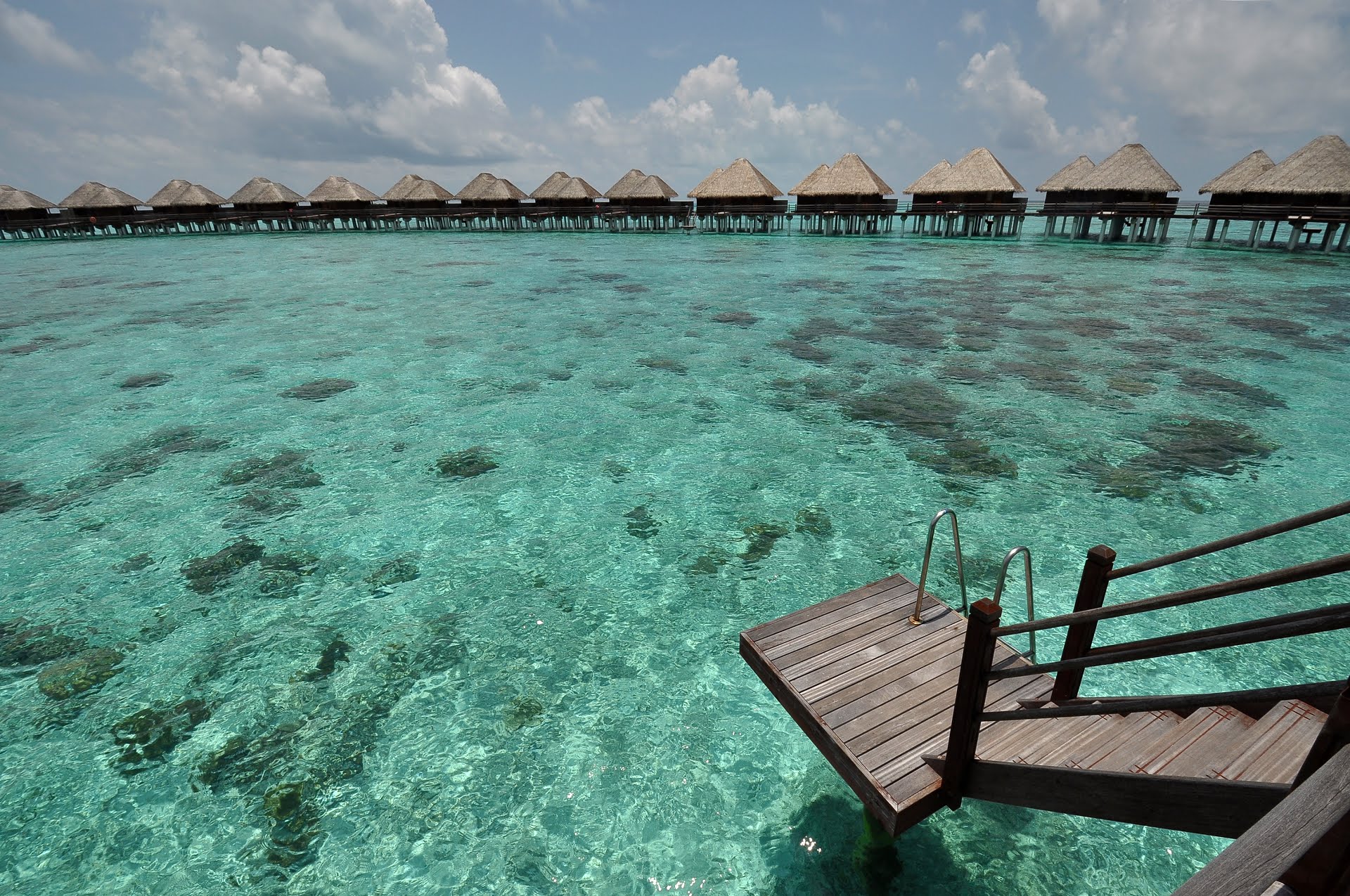 JACUZZI WATER VILLAS