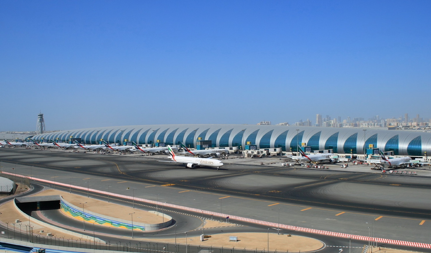 Terminal 3- Dubai International Airport - Дубай