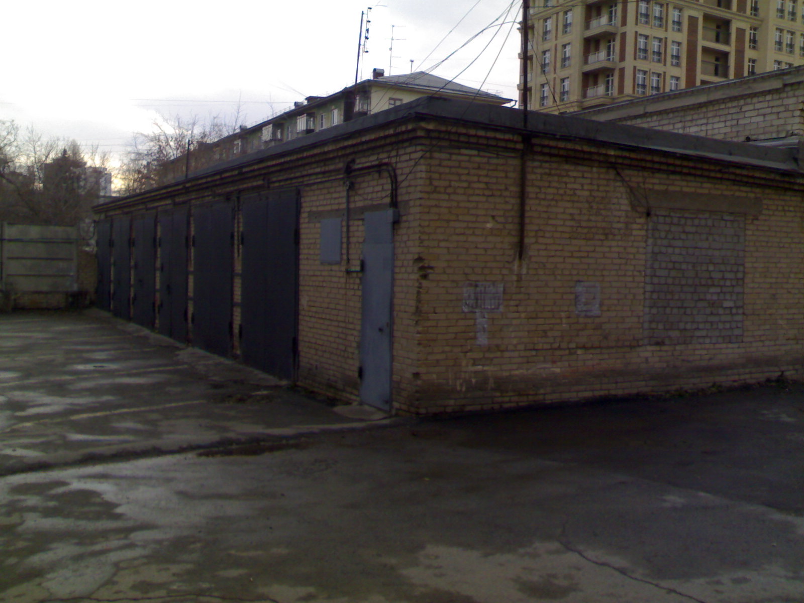 Гараж челябинск. Челябинские гаражи. Костанаец гараж Челябинск. City Hall Челябинск гараж.