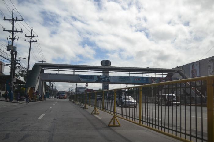 SM Fairview - Fairview Terraces Pedestrian Overpass - Quezon City