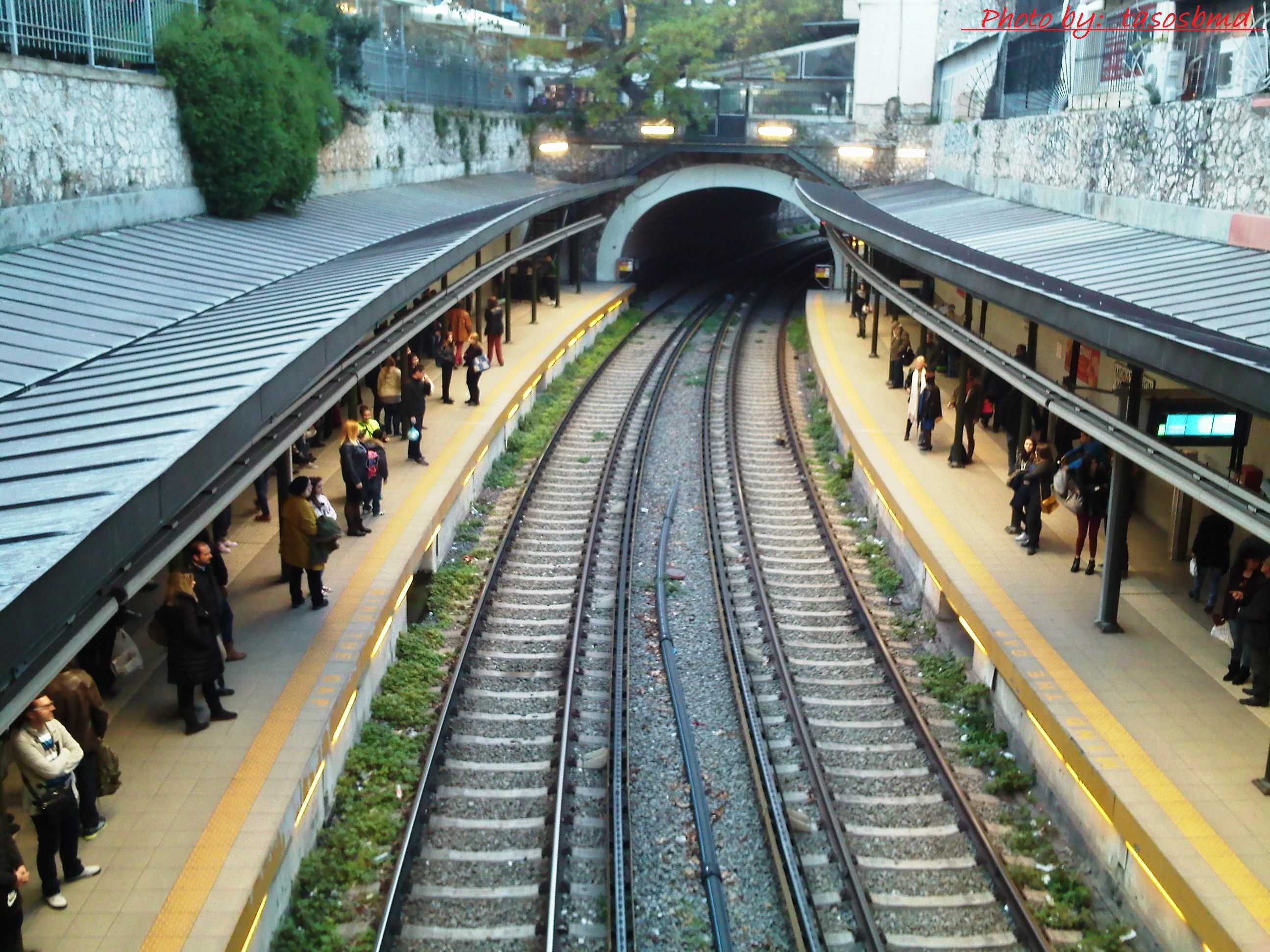 Афинское метро
