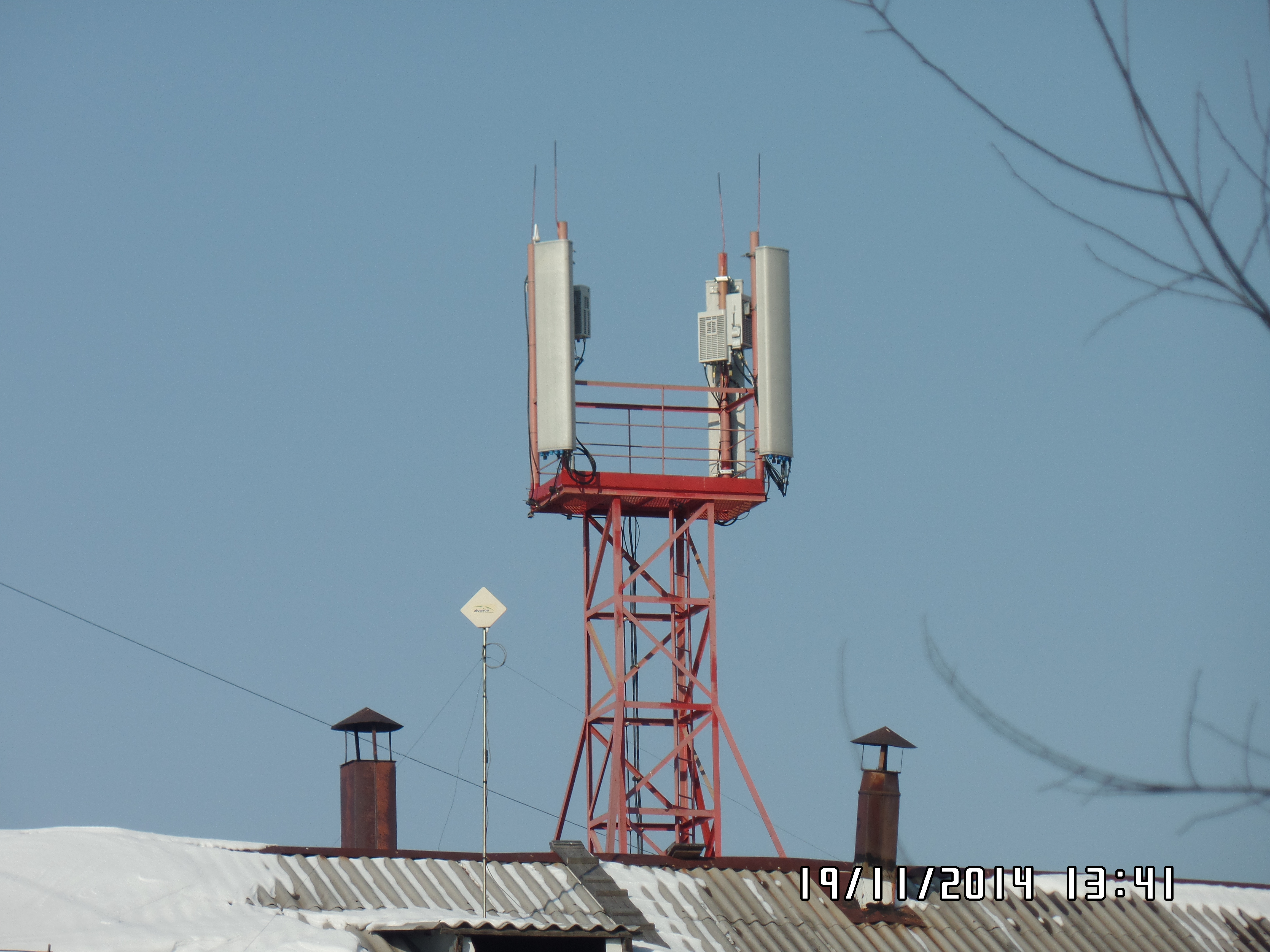 Опора связи. Вышка сотовой связи Хабаровский край. Вышка 4g МТС. Столб сотовой связи МТС. Опора сотовой связи МТ.