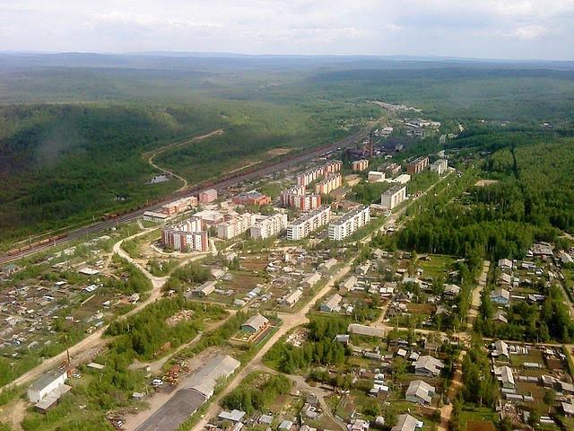 Население пгт. Дипкун Амурская область. Дипкун Тындинского района Амурской области. Станция Дипкун Амурская область. БАМ поселок Дипкун.