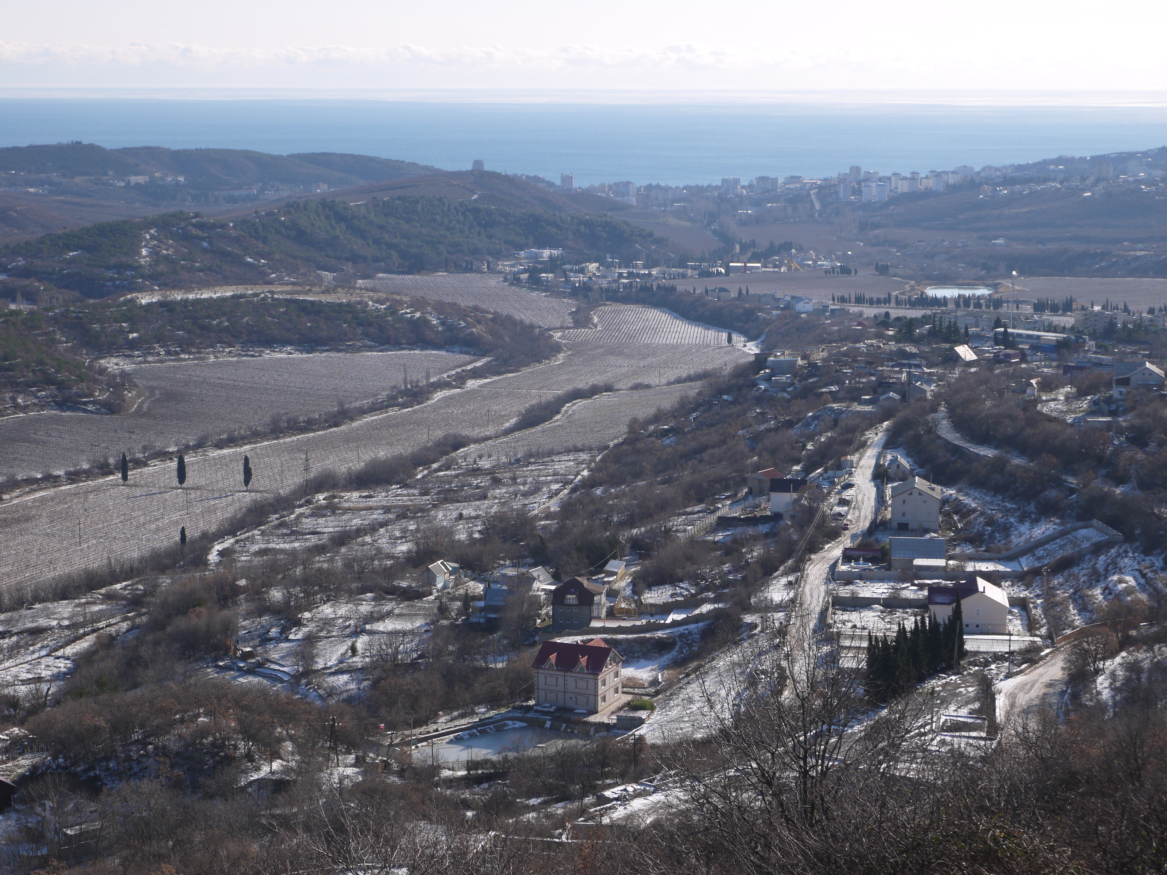 Кутузовка. Крым г. Сокол смотровая площадка. Гора в верхней Кутузовке. Веб камера верхняя Кутузовка. Смотровая с орлом.