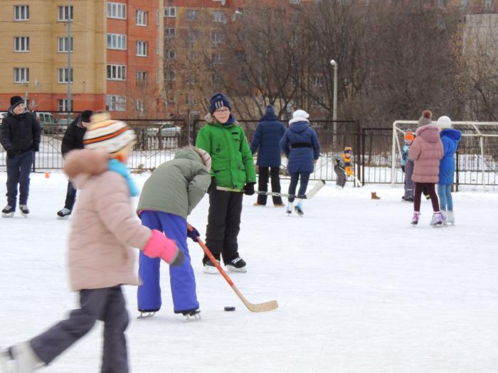 Каток в тимирязевском районе имени. Каток Тимирязевская. Каток на поселке Монетном. Каток Пироговский. Каток поселок Товарковский.
