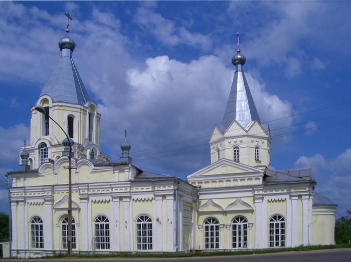 Церковь лихославль. Церковь Успения Пресвятой Богородицы Лихославль. Лихославль достопримечательности. Лихославль красивые фото.