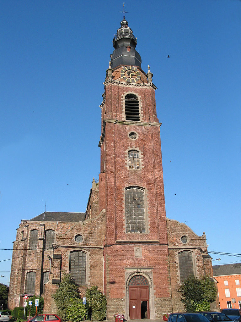 служба в храме в прощенное воскресенье. церковь лезет. люди ползут в церковь. церковь лезет. зачем церковь лезет в школы.