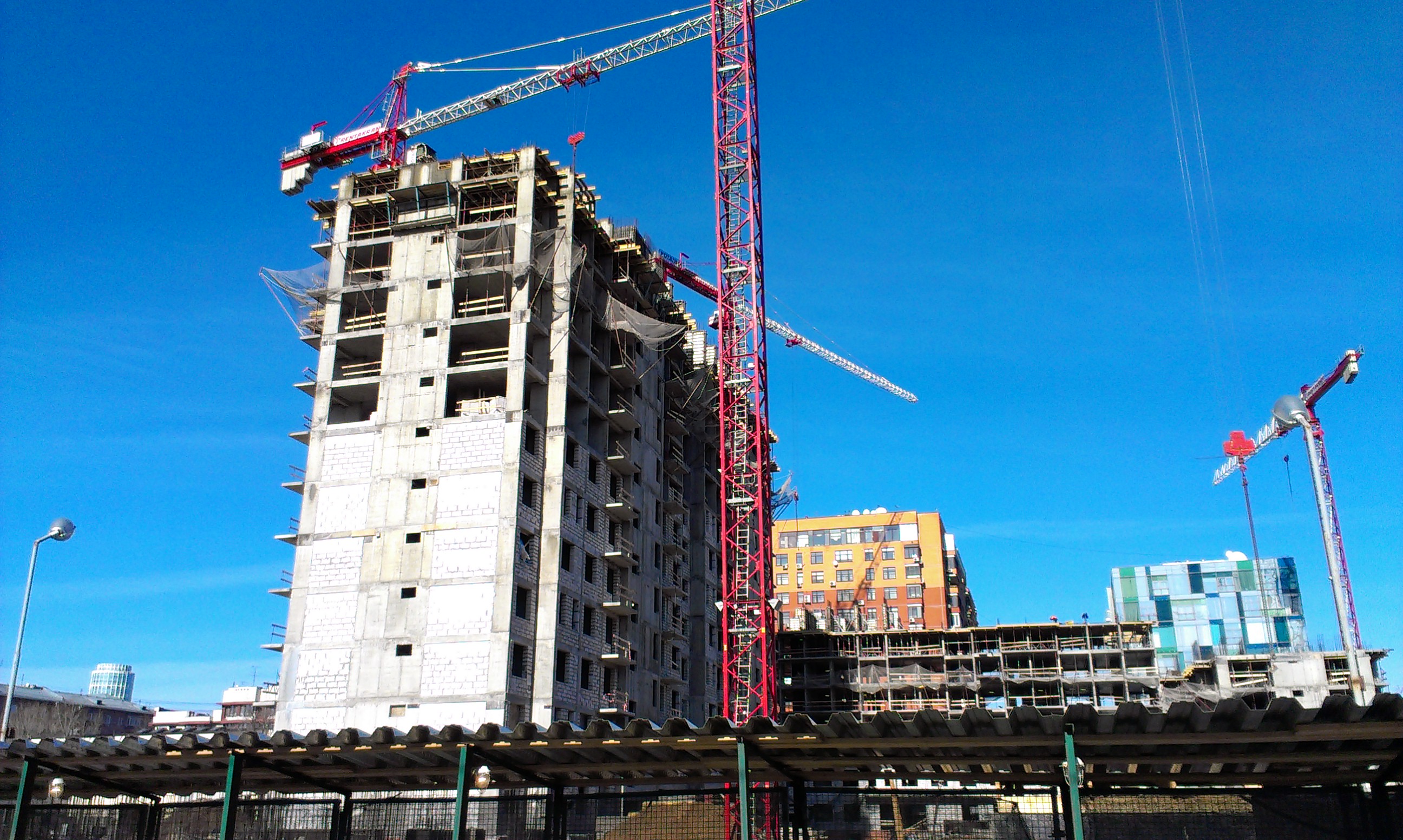 Здесь находился завод «Красная Пресня» - Москва