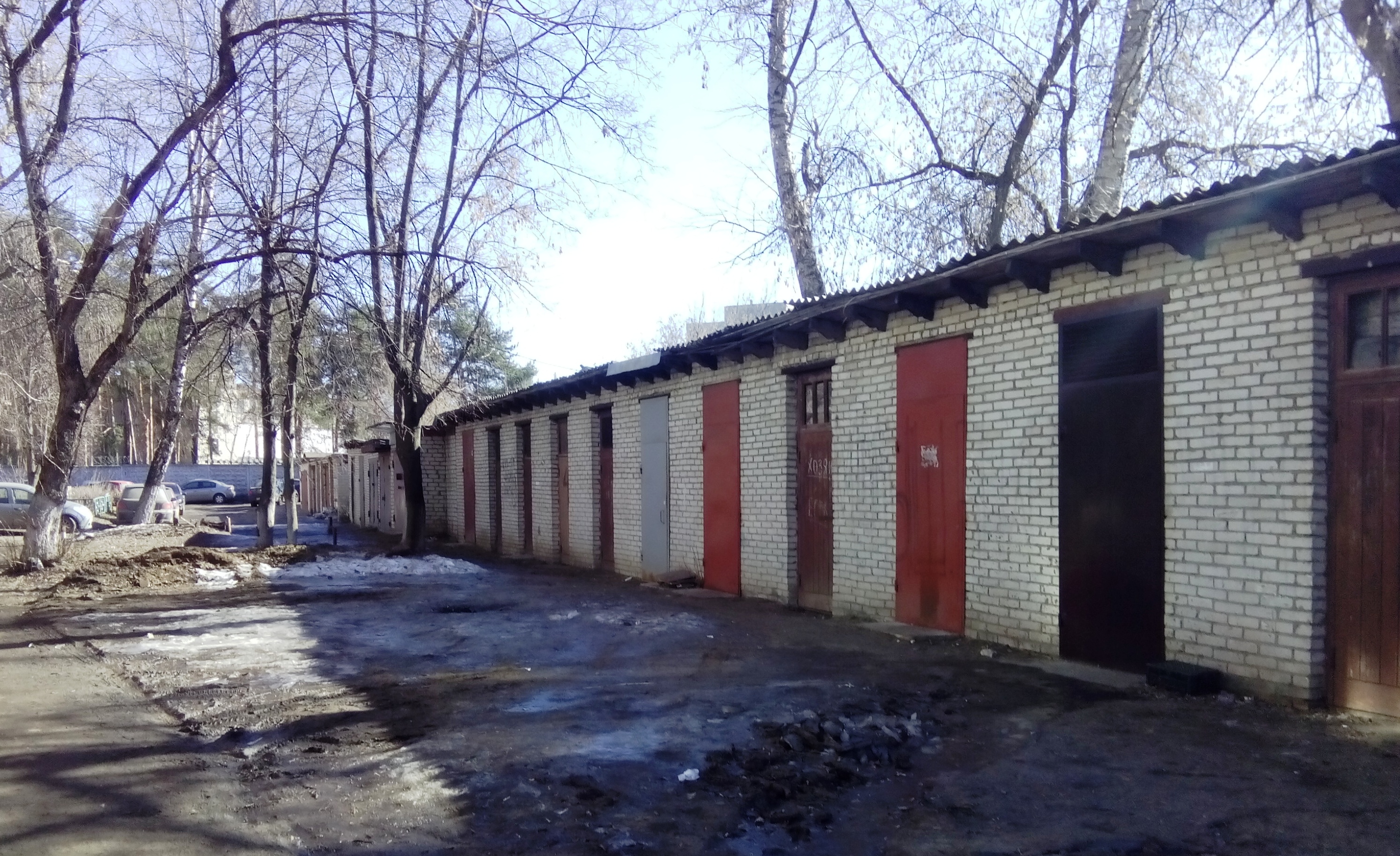 Гараж жуковский. ГСК 1 Жуковский ул.Жуковского. ГСК Спутник Кратово. ГСК агат Жуковский. Гаражи на Туполева.