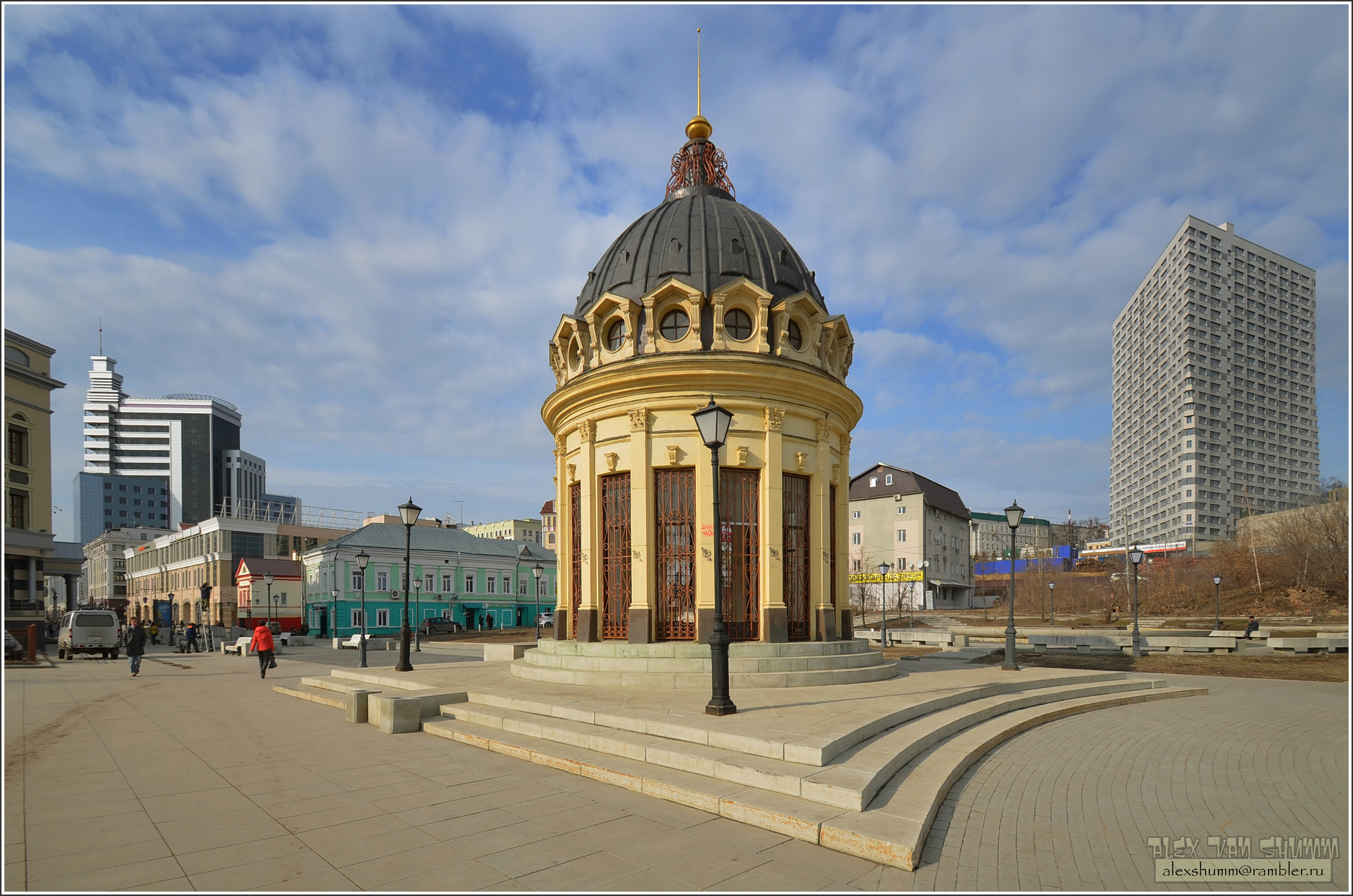 Петербургская улица казань. Ротонда на Петербургской Казань. Ротонда Казанского собора в Казани. Ротонда Казань Петербургская большой размер. Ротонда на Петербургской Казань 2000 года.