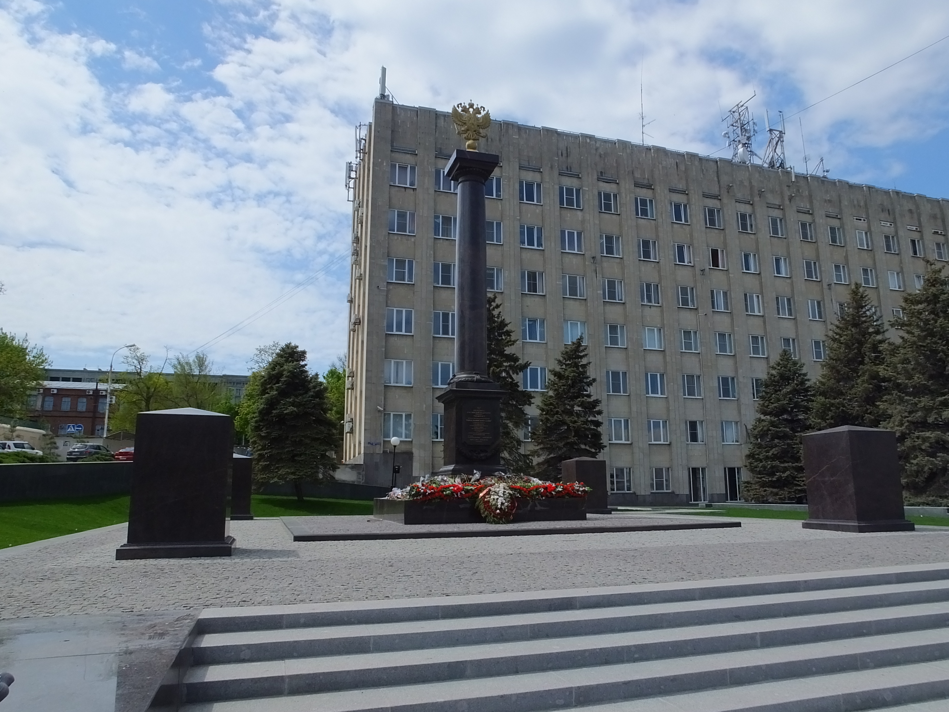 стелла воинской славы в таганроге