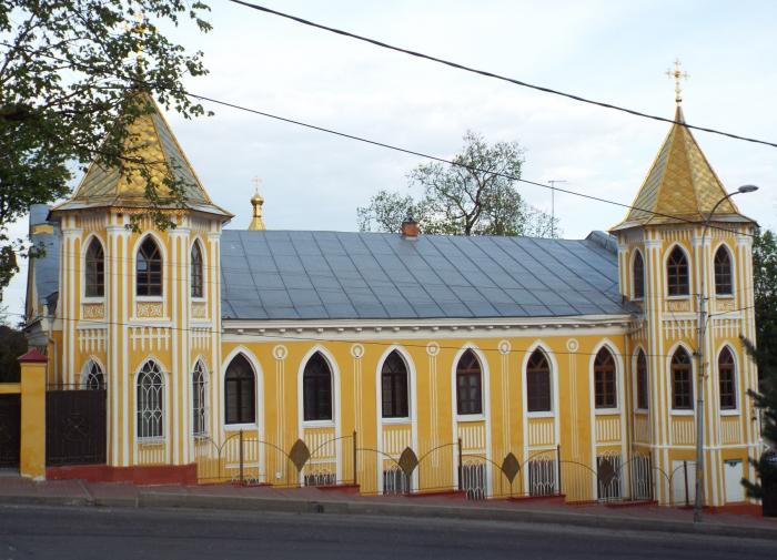 Брянск здания. Архитектура Брянска. Памятники архитектуры Брянска. Исторические здания Брянска. Старинная архитектура Брянска.