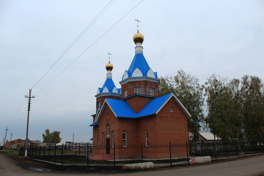 Орловка омская обл. Село Орловка Ставропольский край. Село Орловка Церковь.