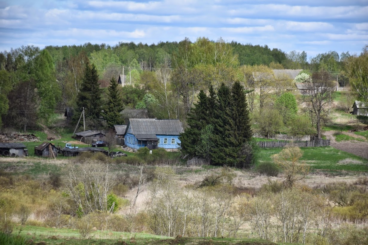 Село городище свердловская область. Деревня Издешково Сафоновский район. Деревня Городище Сафоновский район. Городище Смоленская область Сафоновский район.