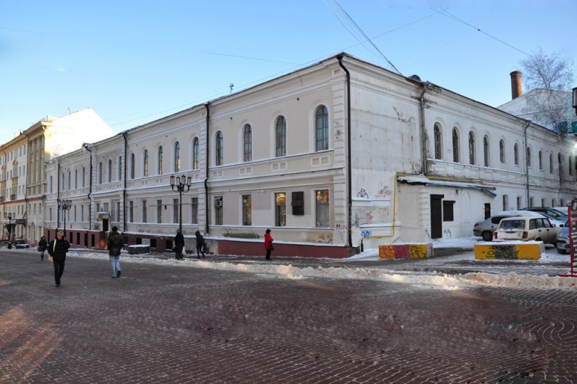 Нижегородское училище имени евстигнеева. Дом офицеров Нижний Новгород. Нижегородское епархиальное женское училище. Нижний Новгород большая Покровская улица 30а. Нижний Новгород ул. Покровская дом офицеров.