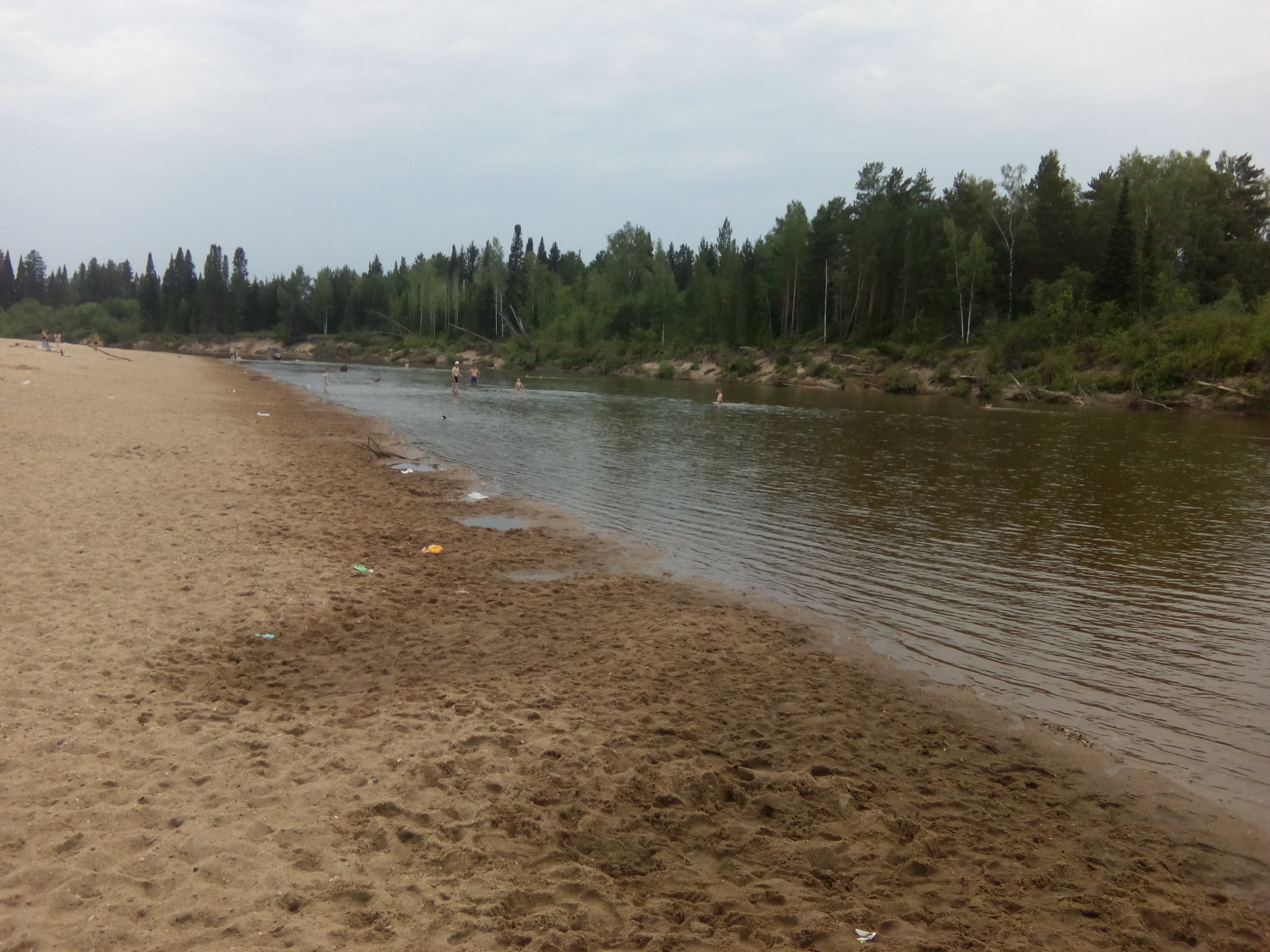 Речной пляж фото. Река Кемь Красноярский край. Пляж Кемь. Кемь река Лесосибирск.