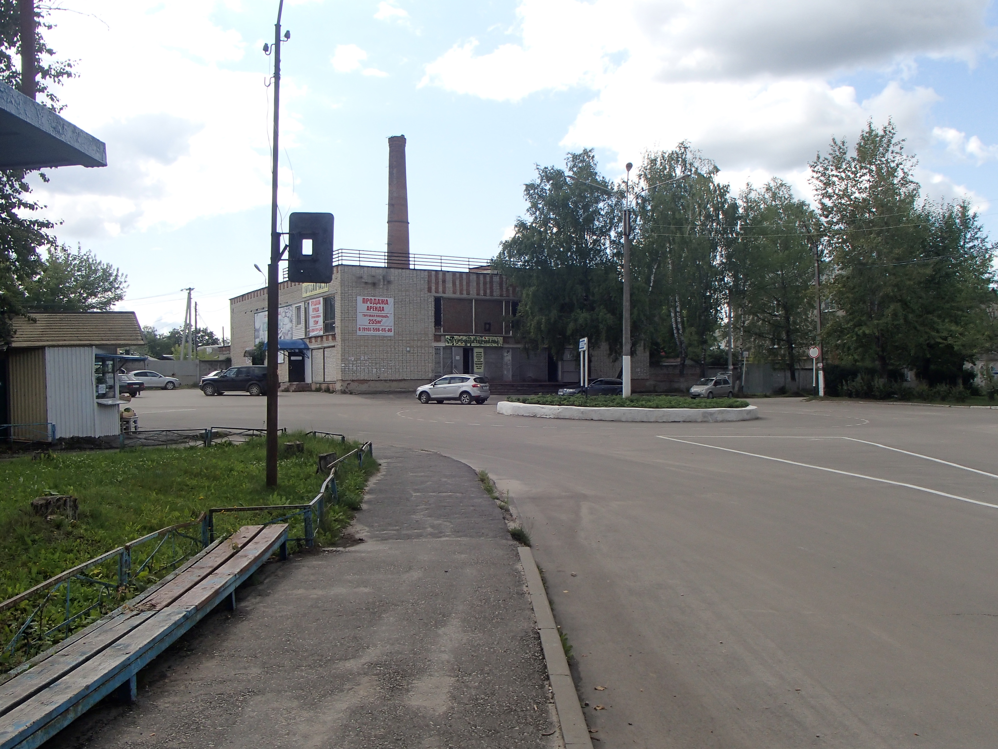 Москва сосенский бульвар. Поселок Сосенский Калужская область. Население Сосенский Калужская область. Сосенский улица Первомайская 1а. Население города Сосенский Калужской области.