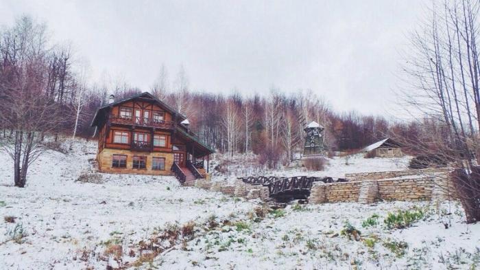 Дом отдыха ягодка фото. Усадьба Ягодка Октябрьский Башкортостан. Турбаза Ягодка Октябрьский. Усадьба Ягодка пасека. Турбаза Ягодка Октябрьский Башкортостан.