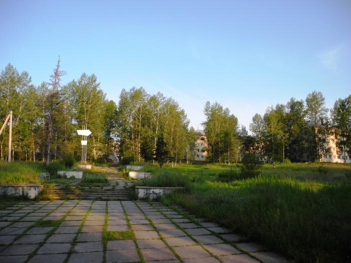 Железногорск илимский фото. Парковая зона Железногорск-Илимский. Сквер Янгеля Железногорск-Илимский. Железногорск Илимский природа. Лагерь Лесное Железногорск Илимский.