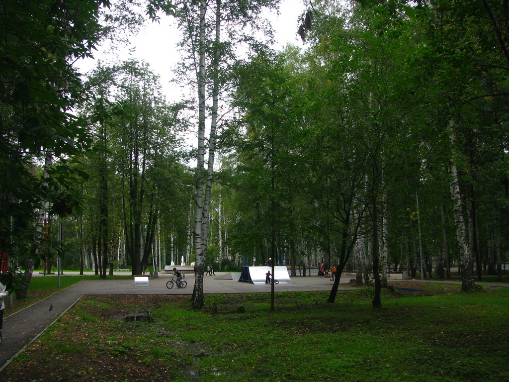 Пермь мини. Сквер парковый Пермь. Крохалевка Пермь сквер. Язовский ландшафтный парк Пермь. Улица Первомайская Пермь парк.