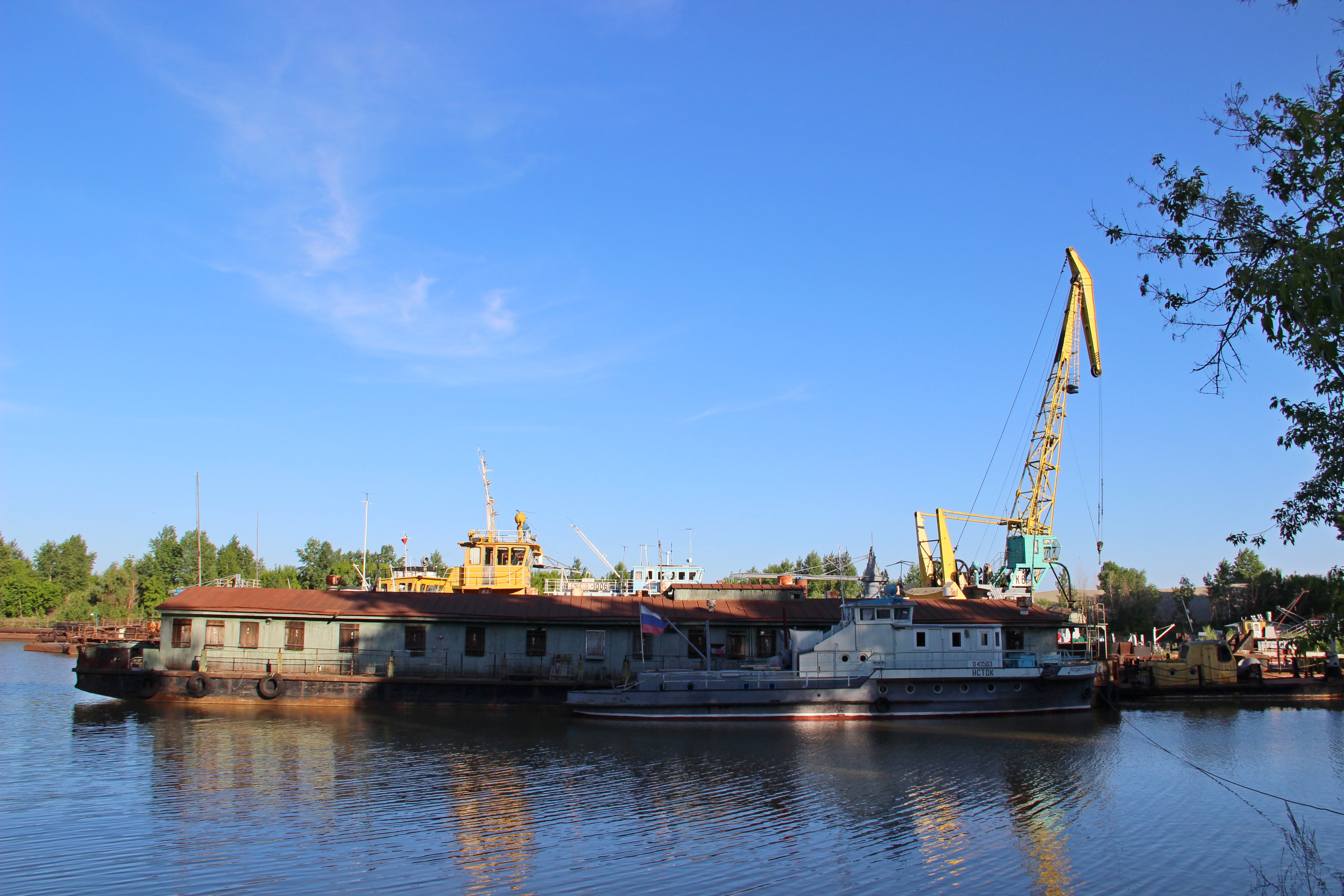 Затон барнаул. Барнаульский РВПИС. Судоходство Барнаул. Затон город.